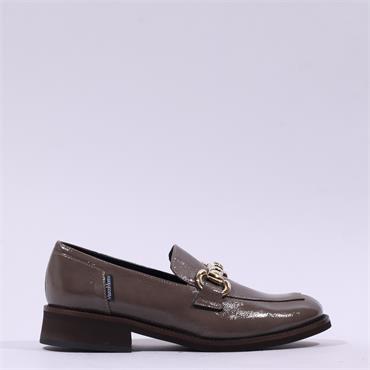 Marco Moreo Maura Pearl Link Loafer - Taupe Patent